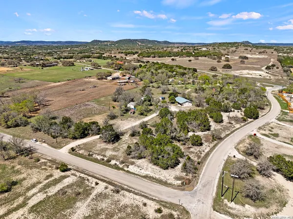 $439,000 | 146 Exotic, Bandera, TX 78003