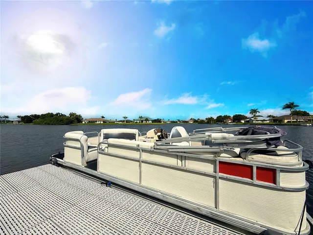 $525,000 | 12918 Southwest Doug Drive, Lake Suzy, FL 34269