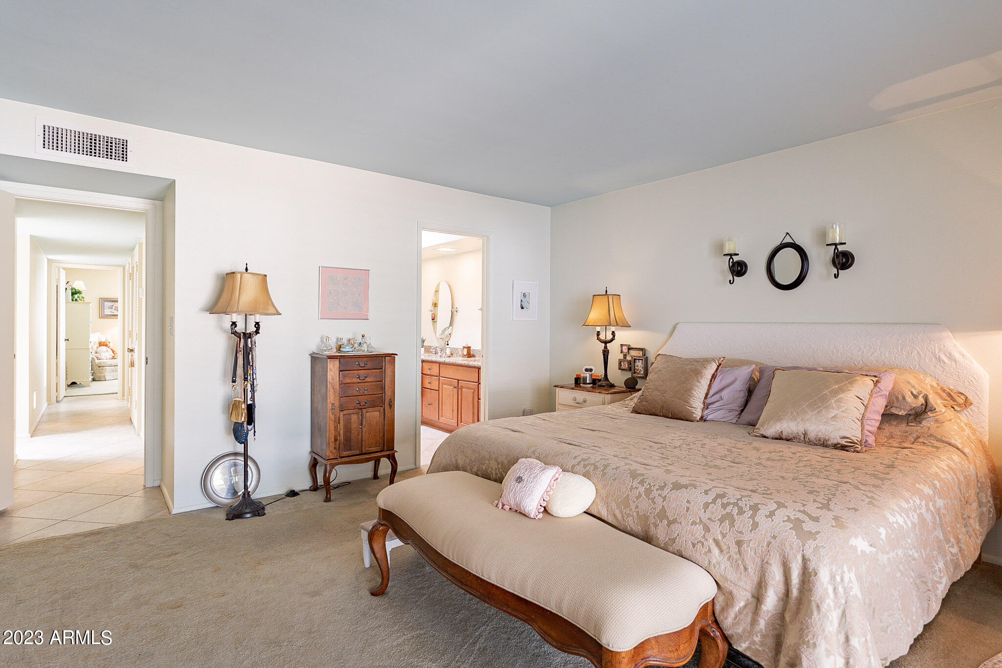 124 East Boca Raton Road Phoenix, AZ 85022 - Photo 19 of 31 Primary Suite