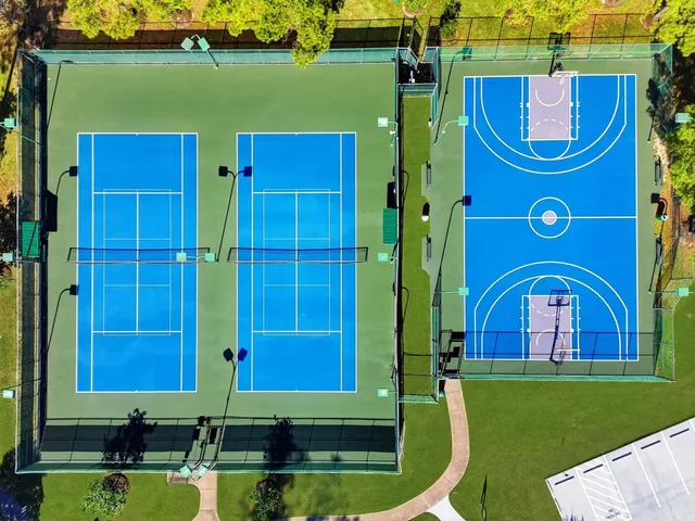 $587,000 | 27560 South Lazy Meadow Way, Spring, TX 77386