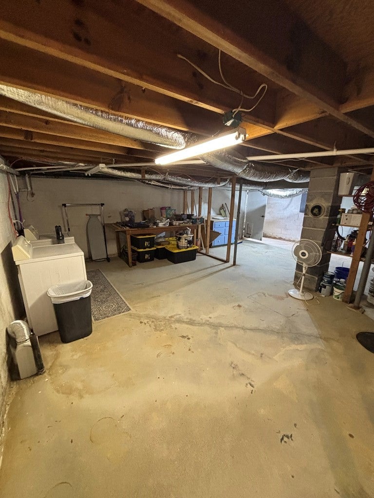 9430 Spring Valley Road Fries, VA 24330 - Photo 24 of 30 Gallery Image 24