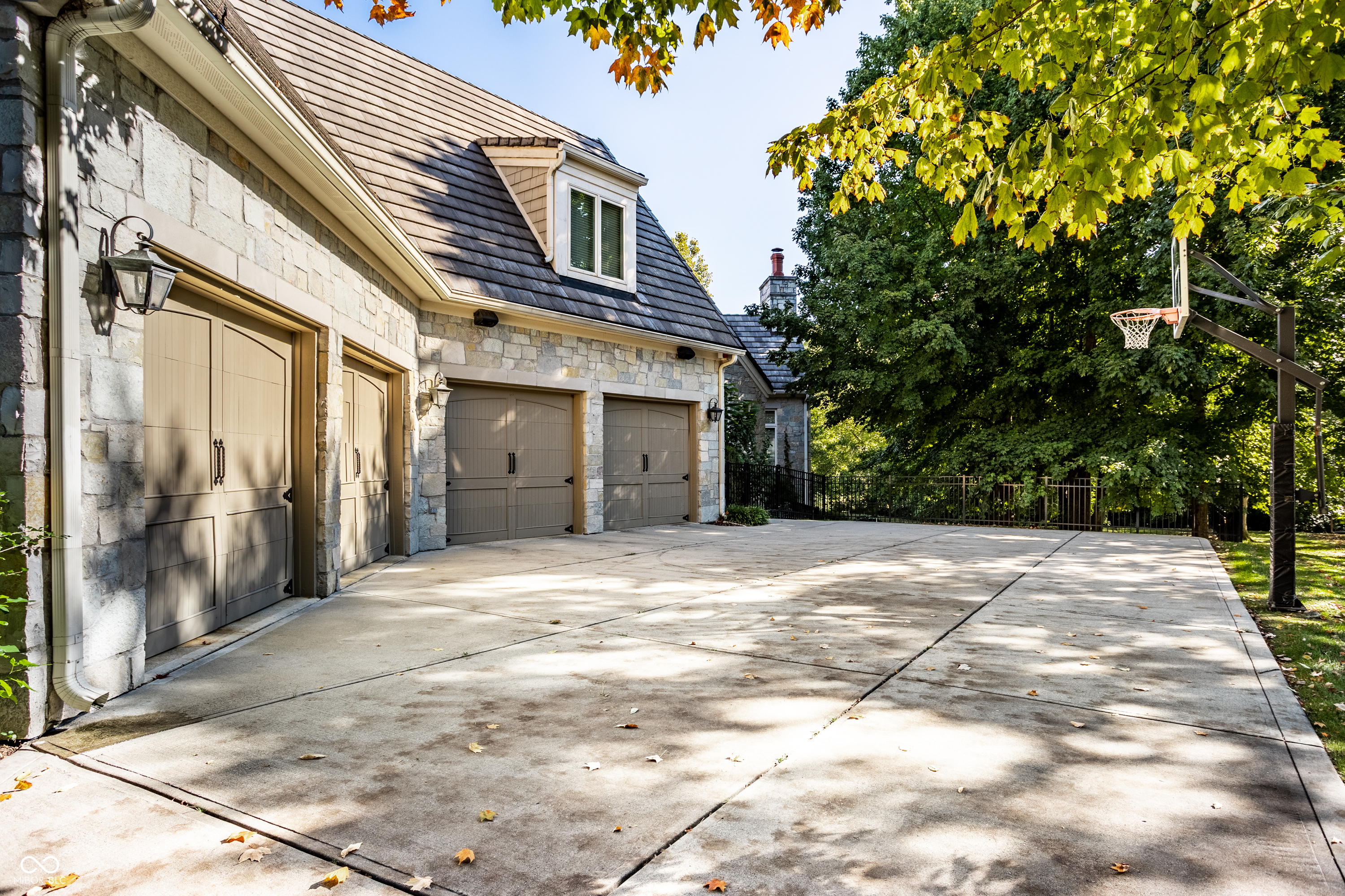 10755 Towne Road Carmel, IN 46032 - Photo 16 of 94 Gallery Image 16