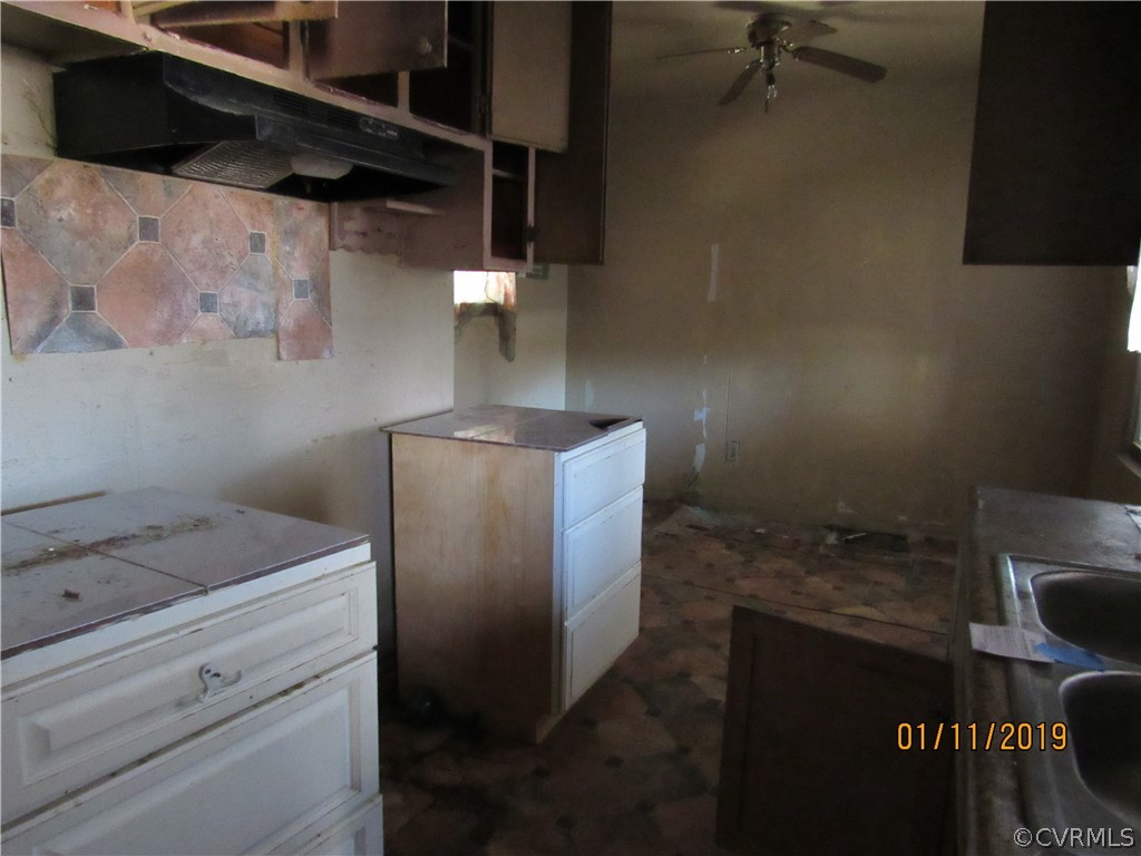 999 Antioch Road Warfield, VA 23889 - Photo 11 of 21 Gallery Image 11