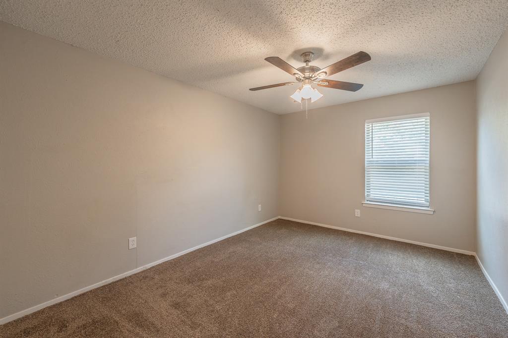 717 Blue Ridge Trail Saginaw, TX 76179 - Photo 31 of 40