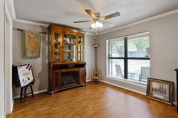 $275,000 | 1025 Livingston Drive, Hurst, TX 76053