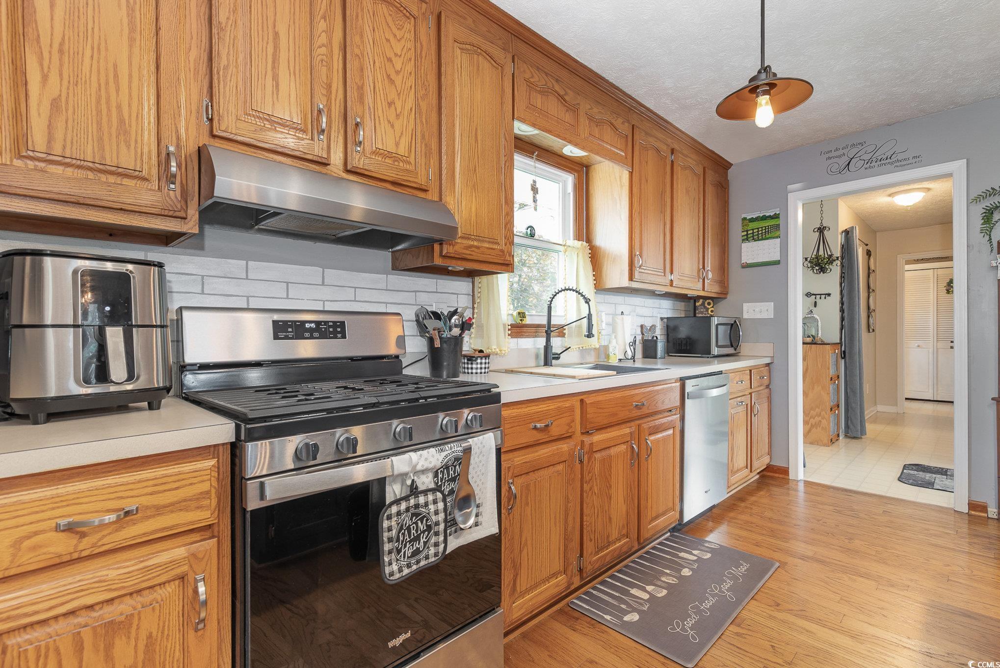 425 Highway 792 Loris, SC 29569 - Photo 10 of 35