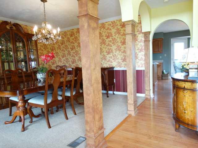 Entry/Foyer. 