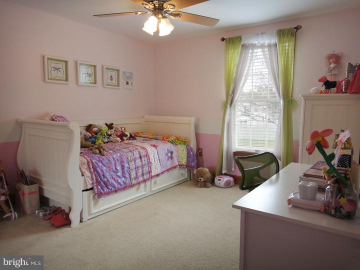 123 Bateman Road Langhorne, PA 19047 - Photo 10 of 23 Bedroom 2