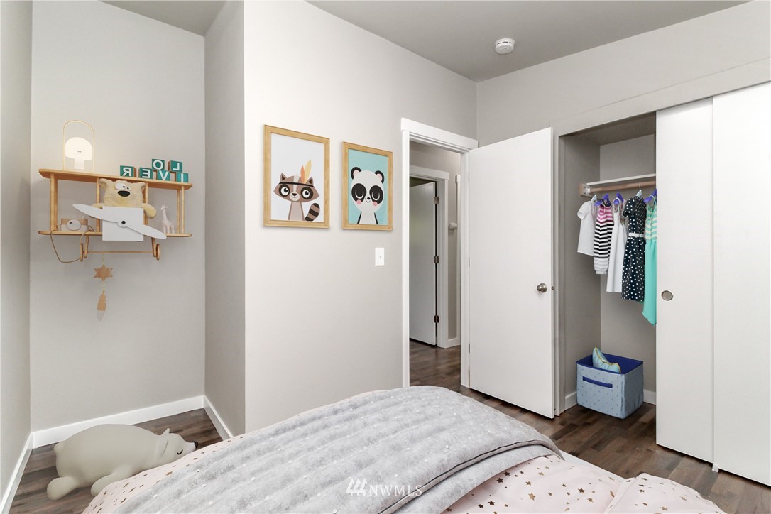 19031 Southeast 164th Street Renton, WA 98058 - Photo 13 of 20 Gallery Image 13