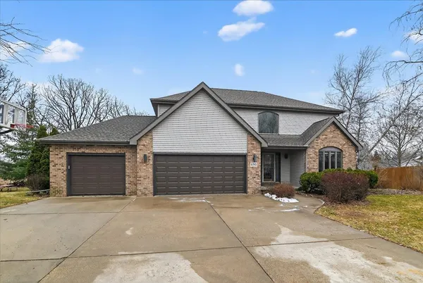 $614,900 | 690 Ridge View Lane, Oregon, WI 53575