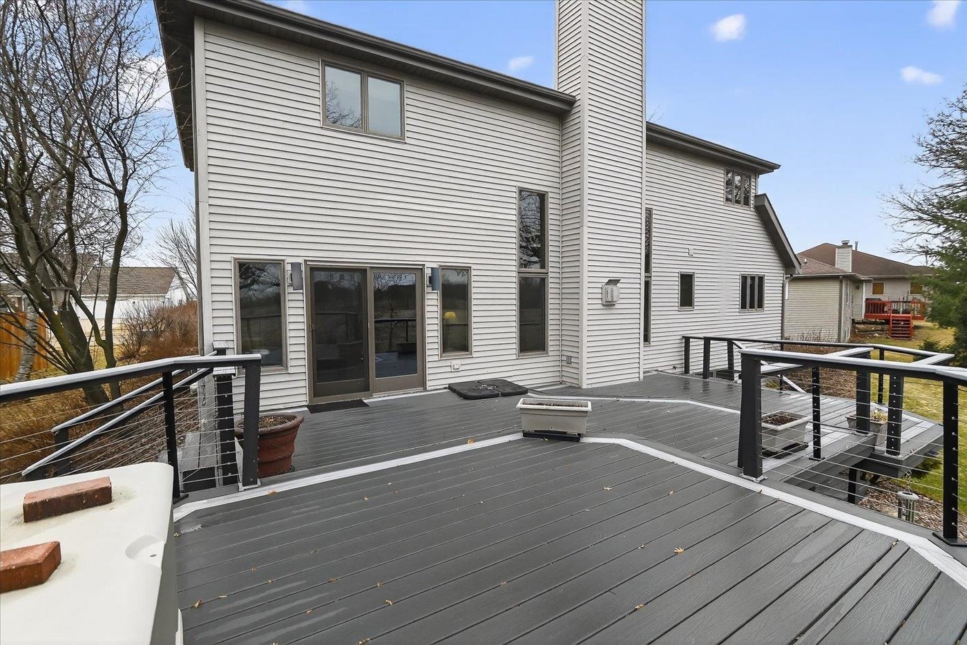 690 Ridge View Lane Oregon, WI 53575 - Photo 3 of 57