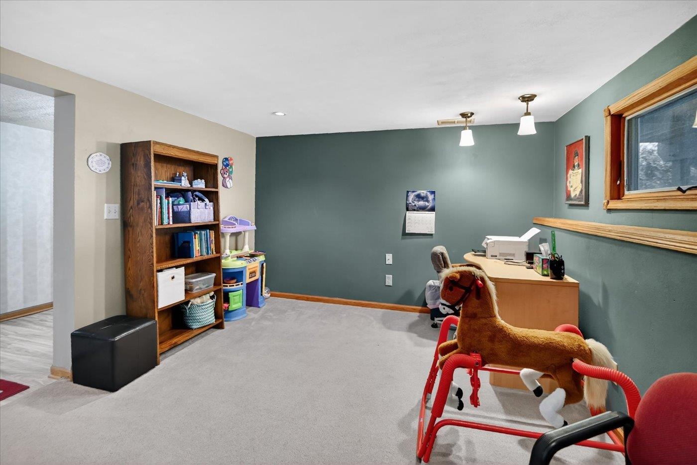 690 Ridge View Lane Oregon, WI 53575 - Photo 34 of 57