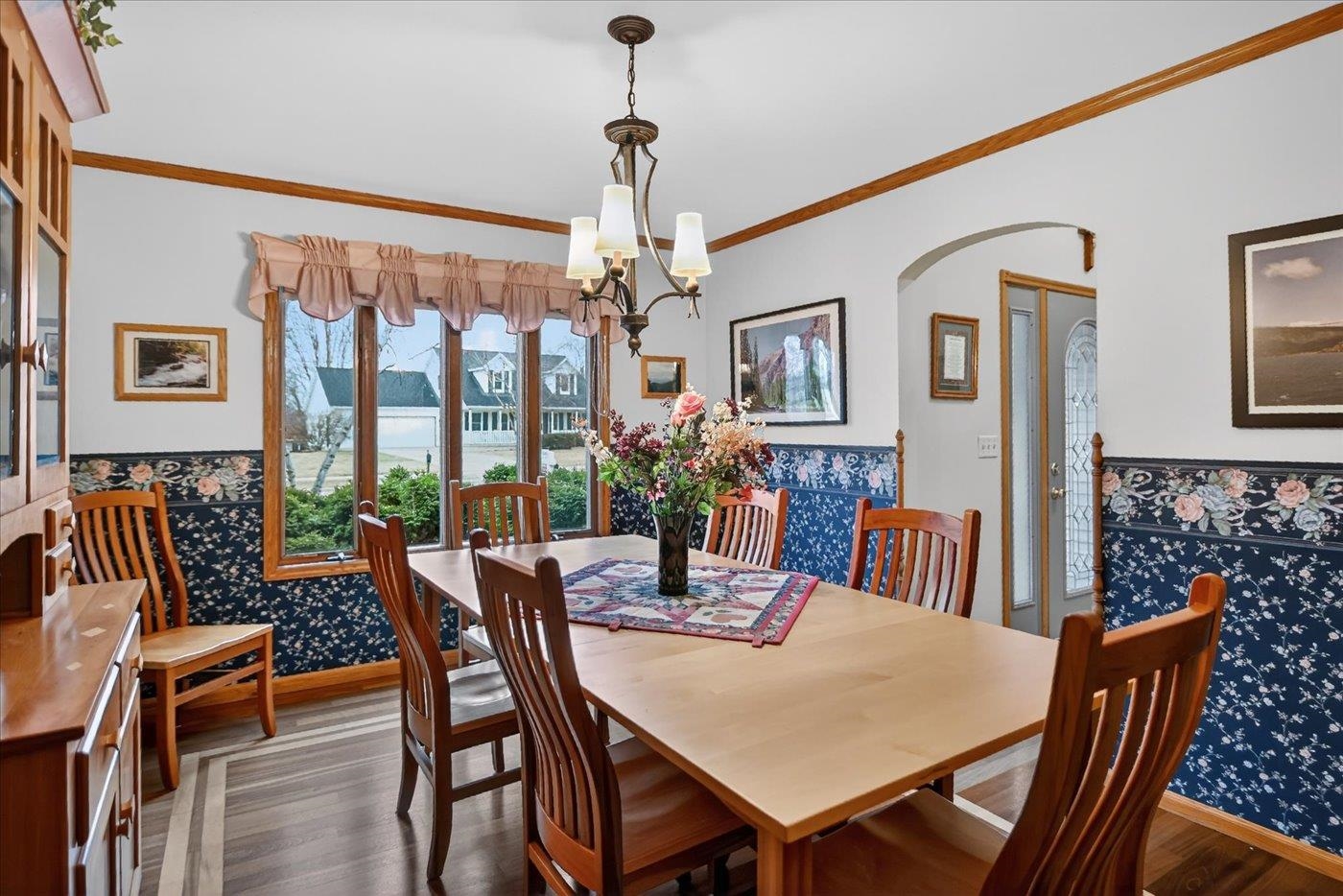 690 Ridge View Lane Oregon, WI 53575 - Photo 5 of 57