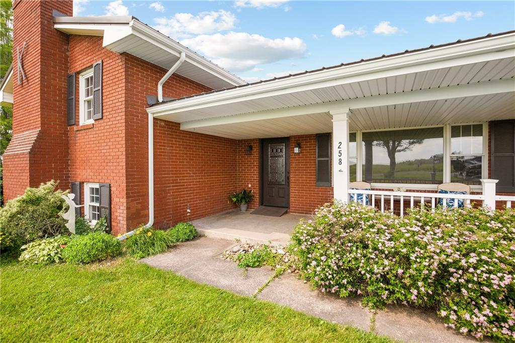 258 Samuels Road Somerset, PA 15501 - Photo 6 of 46 Gallery Image 6
