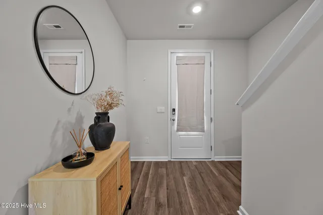 $2,450 | 107 Delray Court, Sneads Ferry, NC 28460