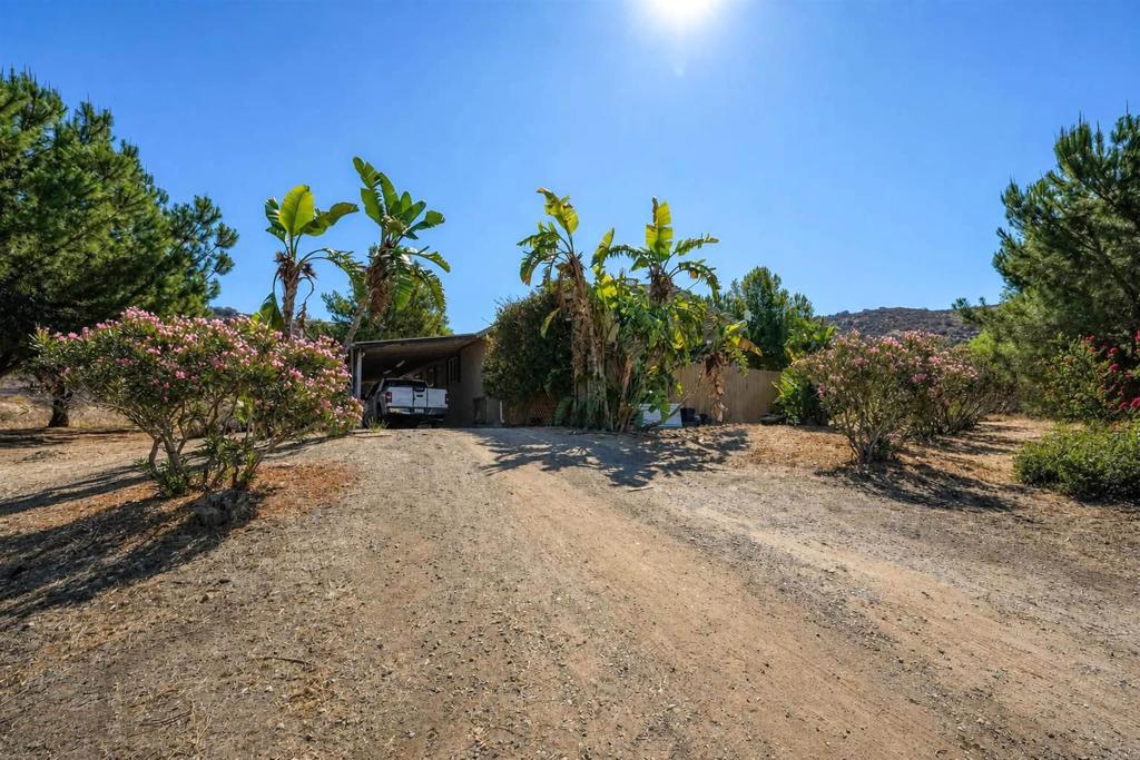 1698 Griffith Road Ramona, CA 92065 - Photo 5 of 41 Gallery Image 5