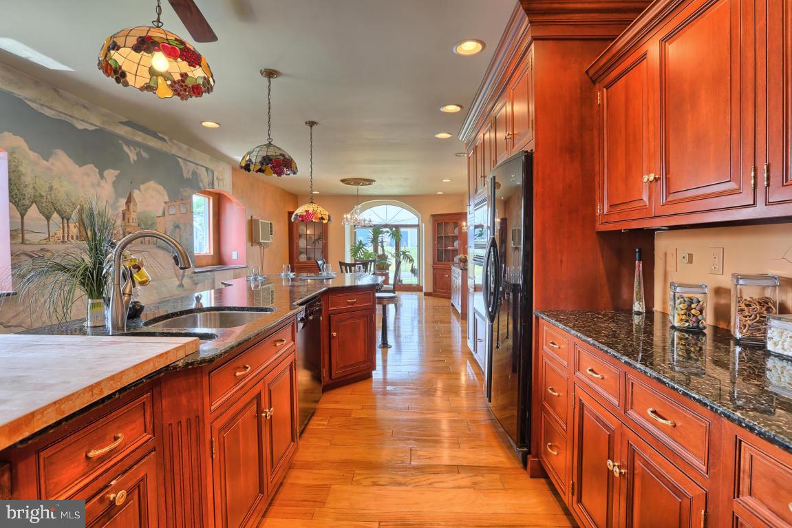 392 West Lexington Road Lititz, PA 17543 - Photo 15 of 51