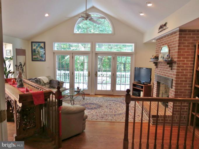 1373 Macton Road Street, MD 21154 - Photo 2 of 30 Living Room