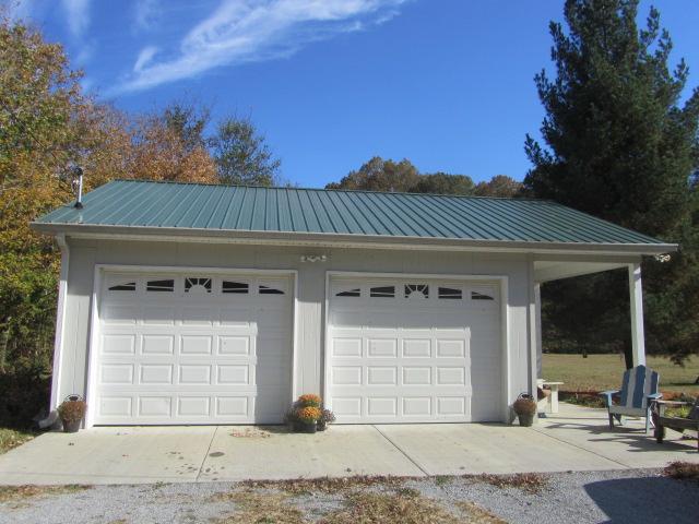 1330 West Field Road Dickson, TN 37055 - Photo 3 of 20 New 2 Car Garage & Shop