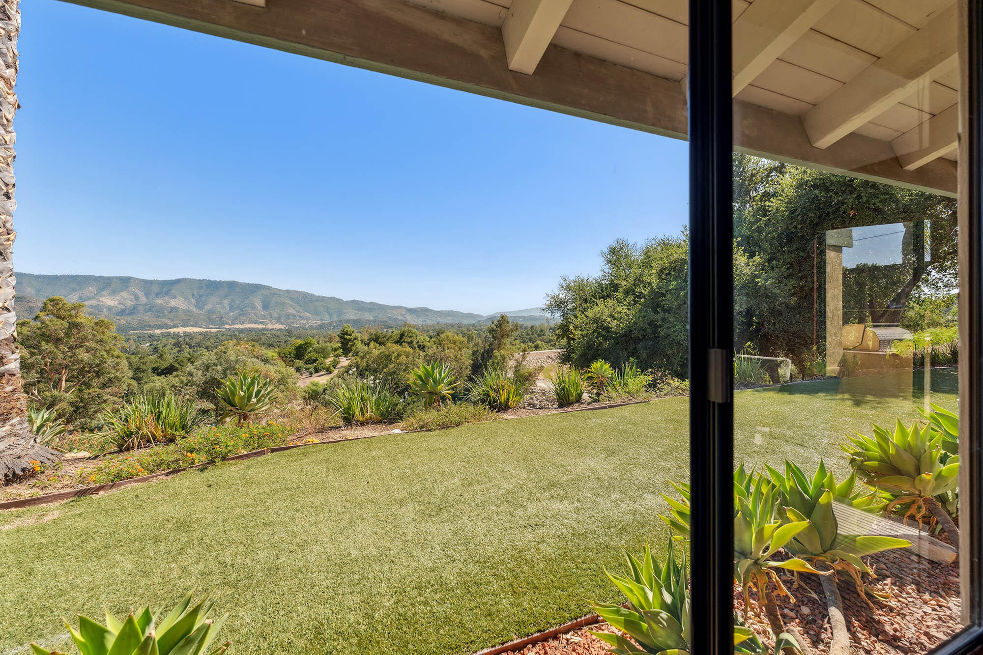 1119 North Signal Street Ojai, CA 93023 - Photo 24 of 83 Lower living room - 1119 N Signal St