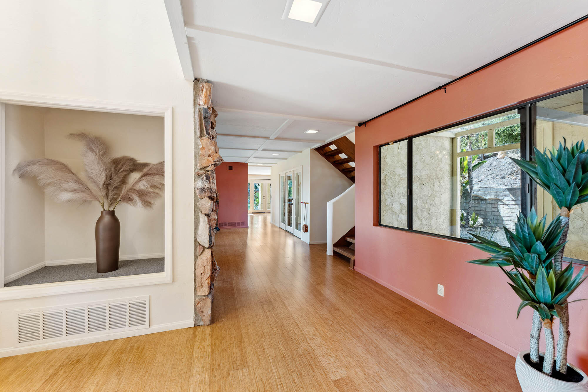 1119 North Signal Street Ojai, CA 93023 - Photo 31 of 83 Lower floor hallway - 1119 N Signal St