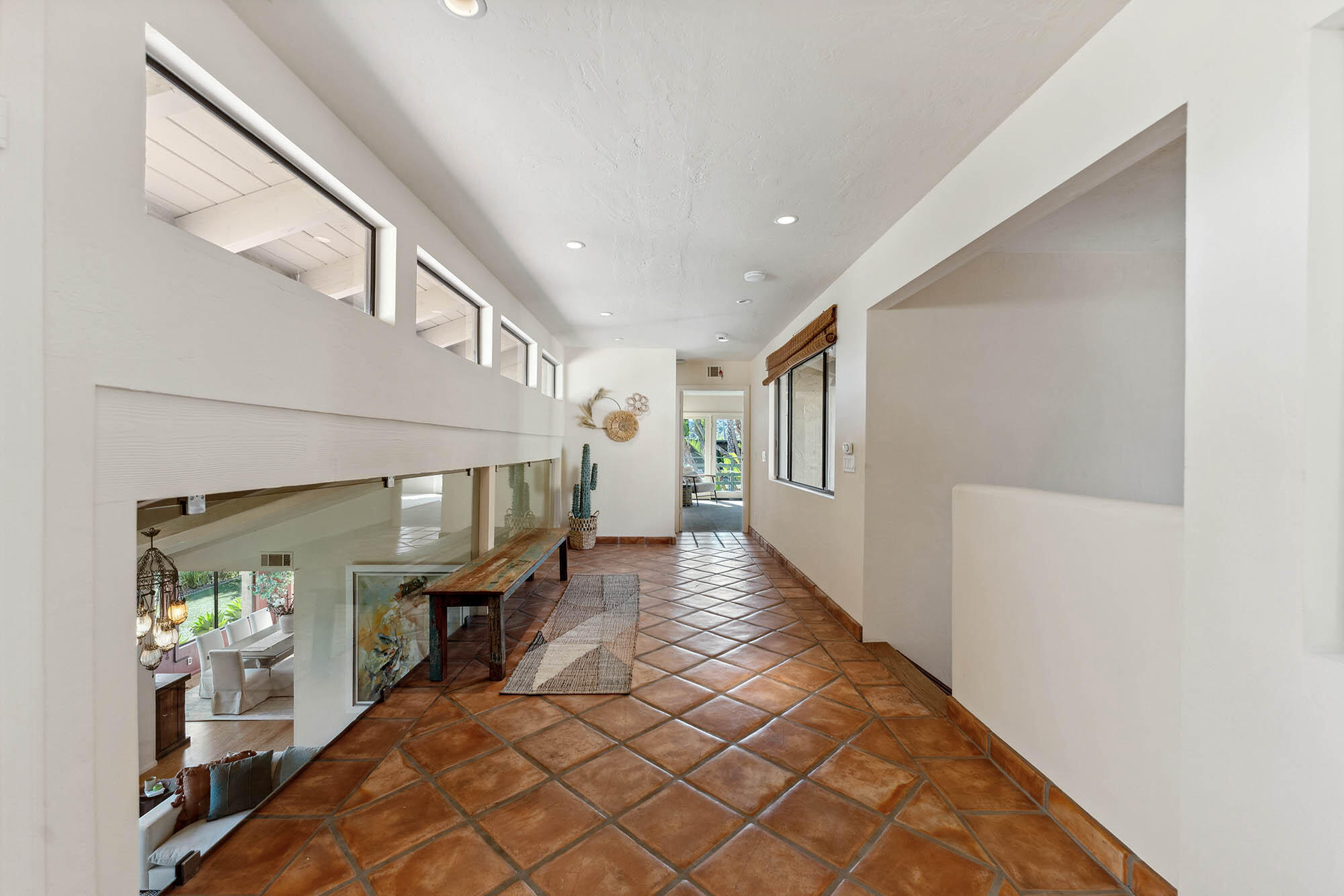1119 North Signal Street Ojai, CA 93023 - Photo 32 of 83 Upper hallway - 1119 N Signal St