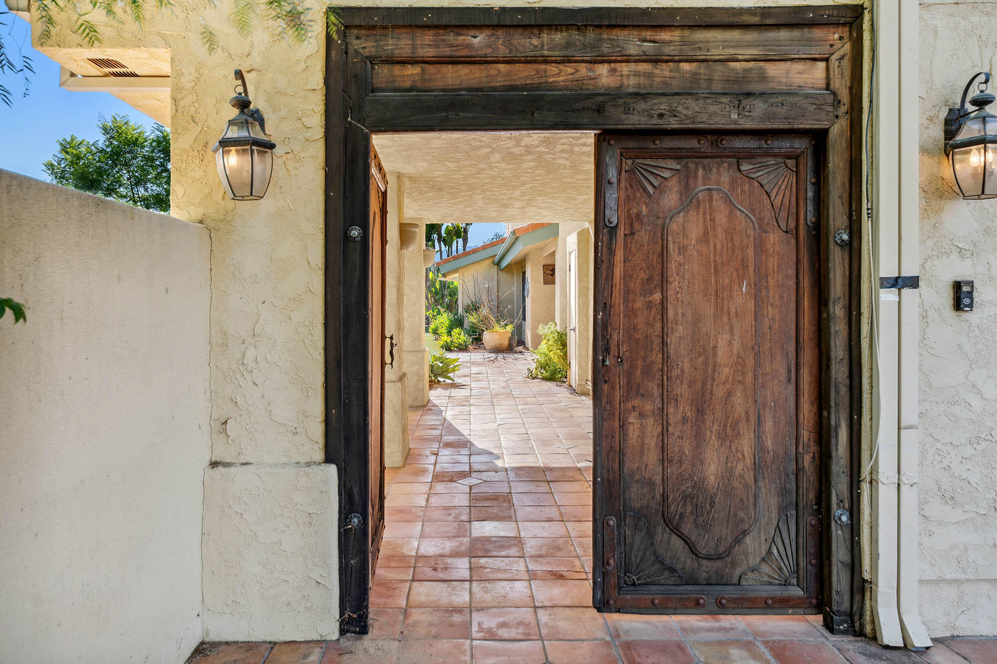1119 North Signal Street Ojai, CA 93023 - Photo 59 of 83 Gated patio entry - 1119 N Signal St