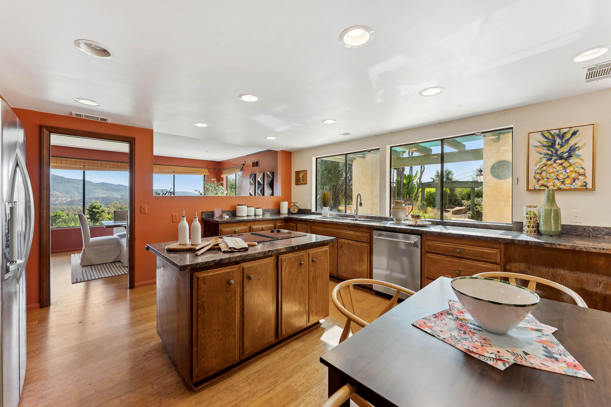1119 North Signal Street Ojai, CA 93023 - Photo 6 of 83 Kitchen & dining - 1119 N Signal St
