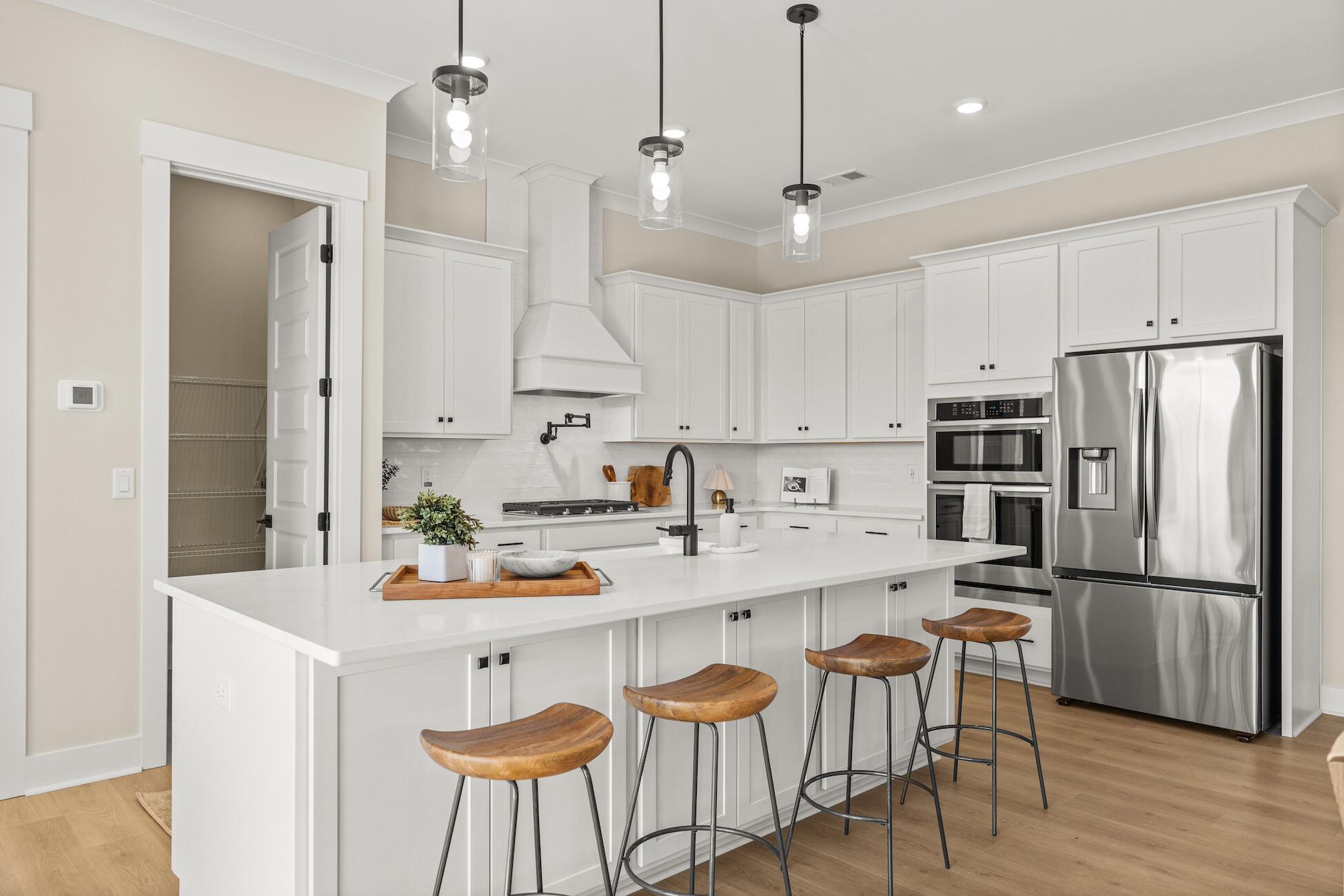 473 Yellow House Place Charleston, SC 29492 - Photo 5 of 17 Emmy Kitchen