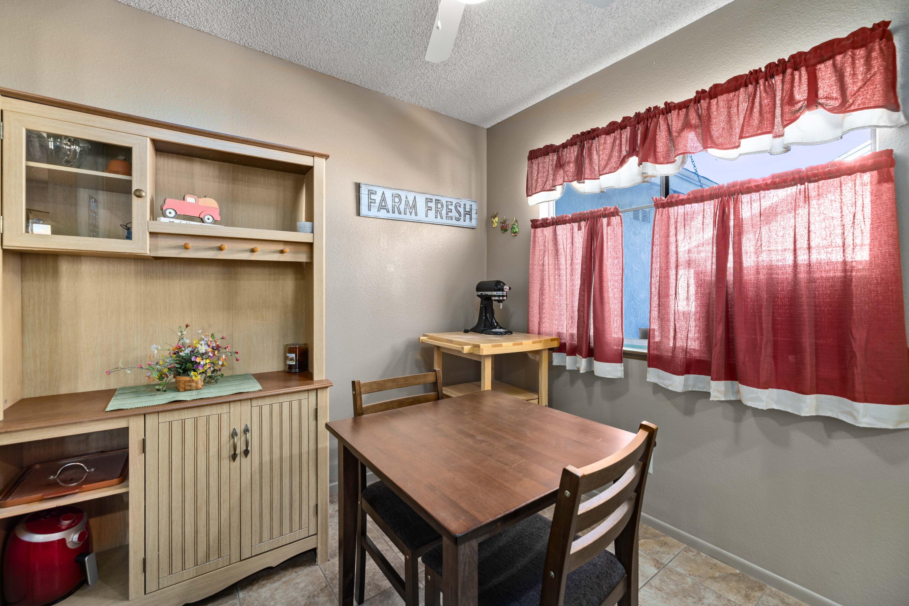 43130 18th Street West Lancaster, CA 93534 - Photo 15 of 28 18Dining