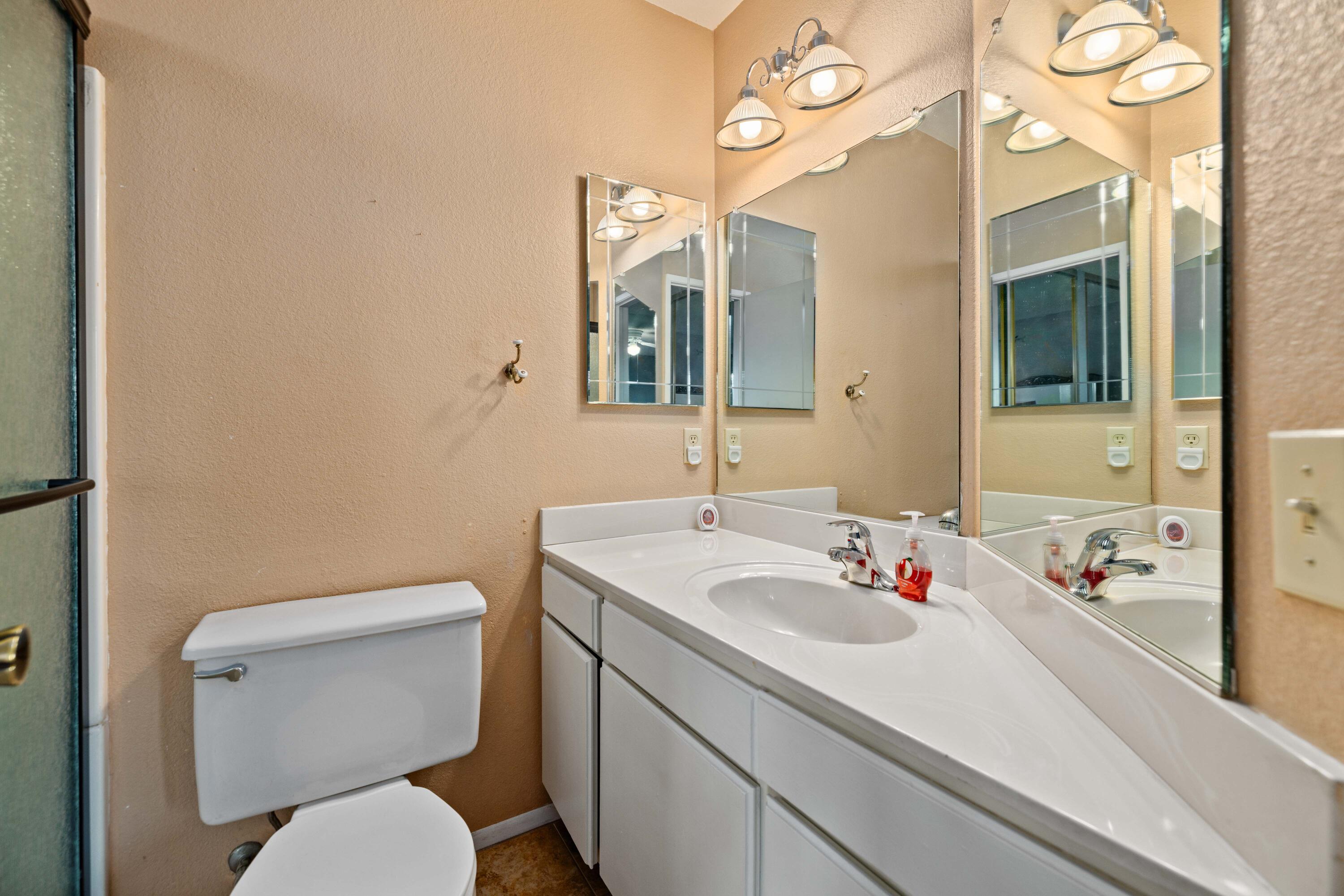 43130 18th Street West Lancaster, CA 93534 - Photo 18 of 28 18MasterBath