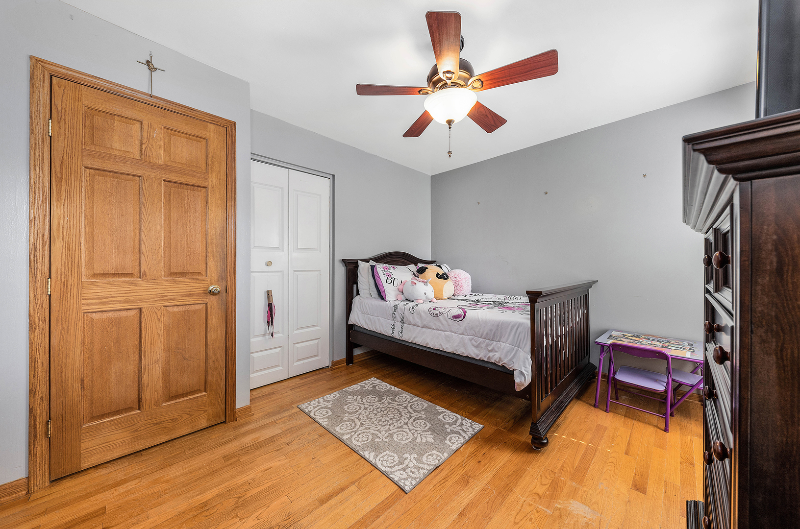 349 North Pinecrest Road Bolingbrook, IL 60440 - Photo 8 of 25 a bedroom with furniture and a window