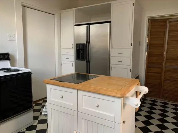 $560,000 | 315 Browns Bend Road, Alexandria, LA 71303