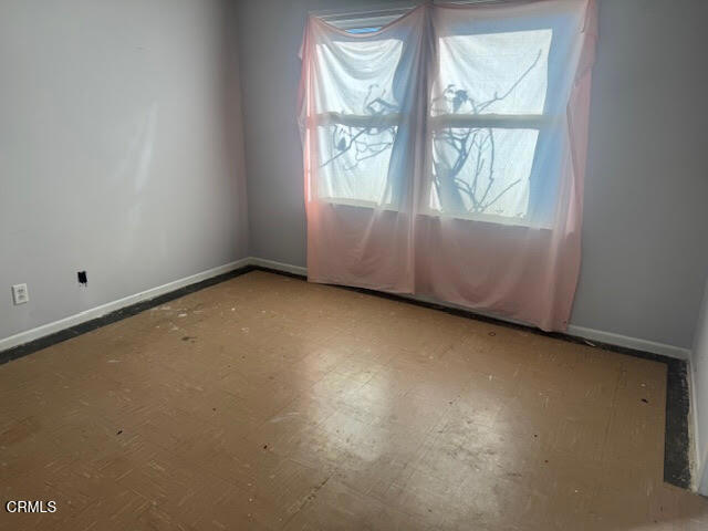 2001 Geneva Way Oxnard, CA 93035 - Photo 3 of 4