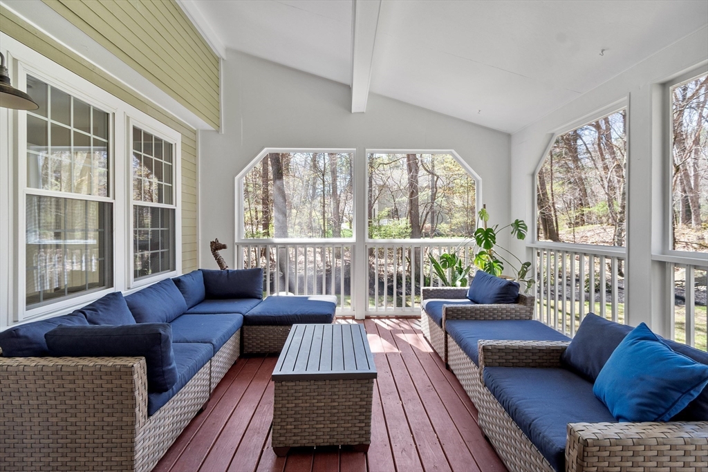 112 Stonecleave Road North Andover, MA 01845 - Photo 17 of 38 Gallery Image 17