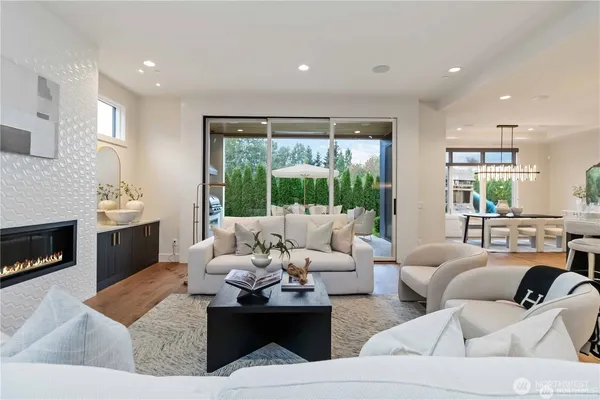 $18,000 | 2627 78th Avenue Northeast, Medina, WA 98039