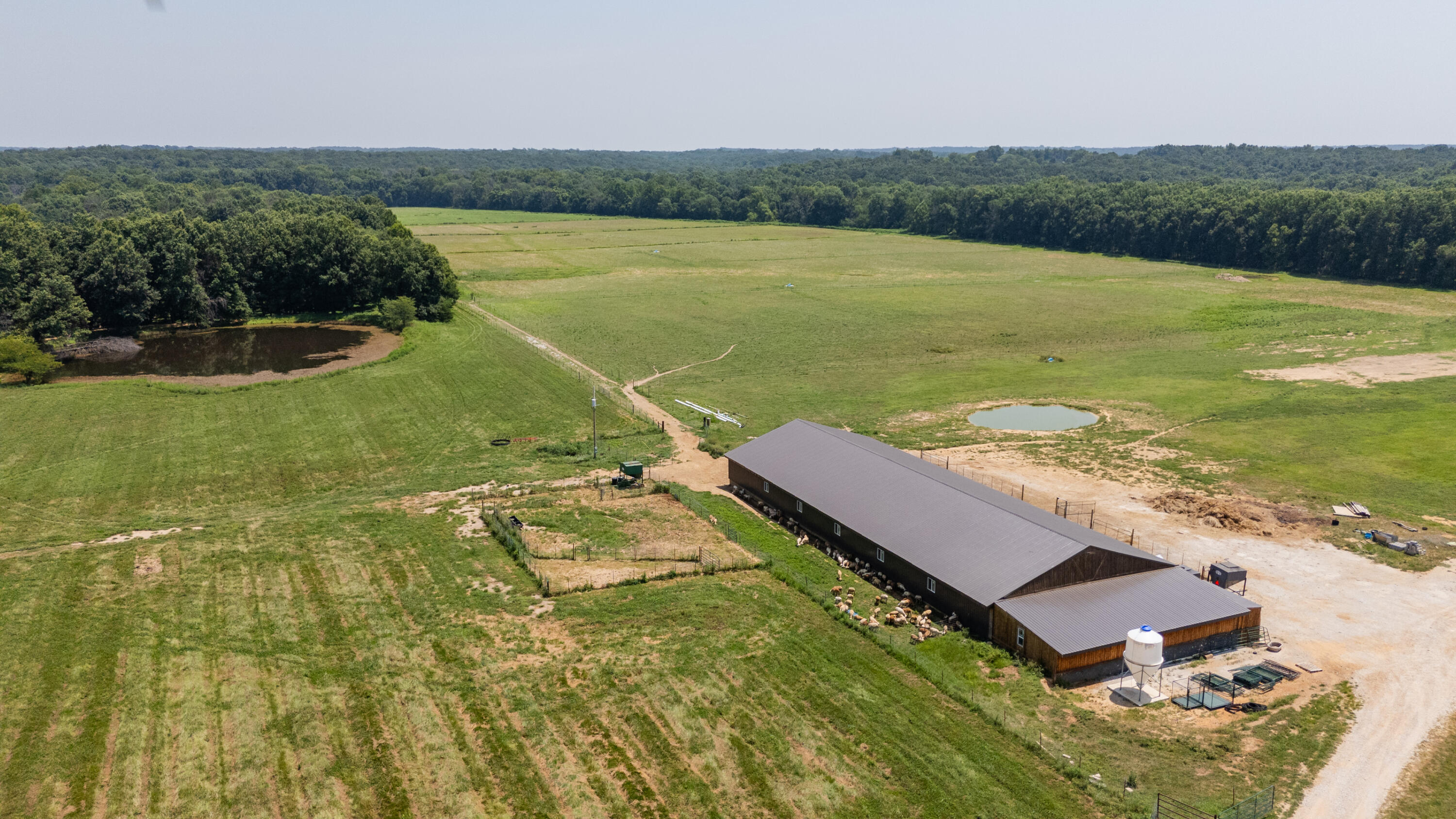 1059 Northeast 100th Road Lamar, MO 64759 - Photo 31 of 119 Barton290drone(MLSRES)-5