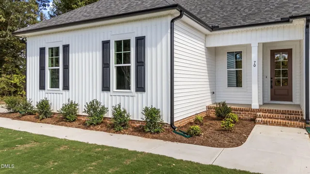 $489,799 | 70 Livingston Lane, Spring Hope, NC 27882