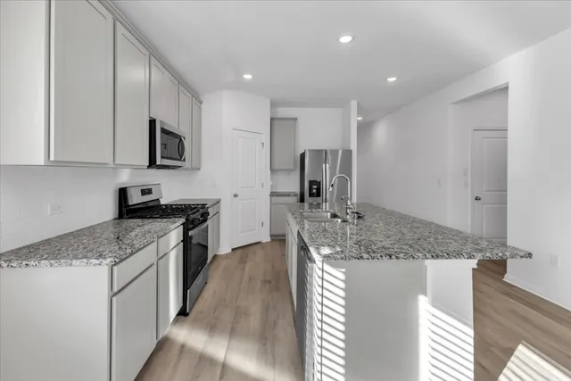 $2,300 | 5009 Hazelnut Lane, Del Valle, TX 78617