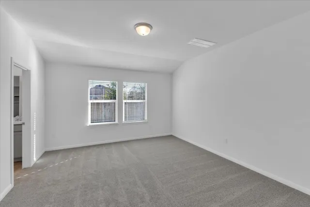 $2,300 | 5009 Hazelnut Lane, Del Valle, TX 78617