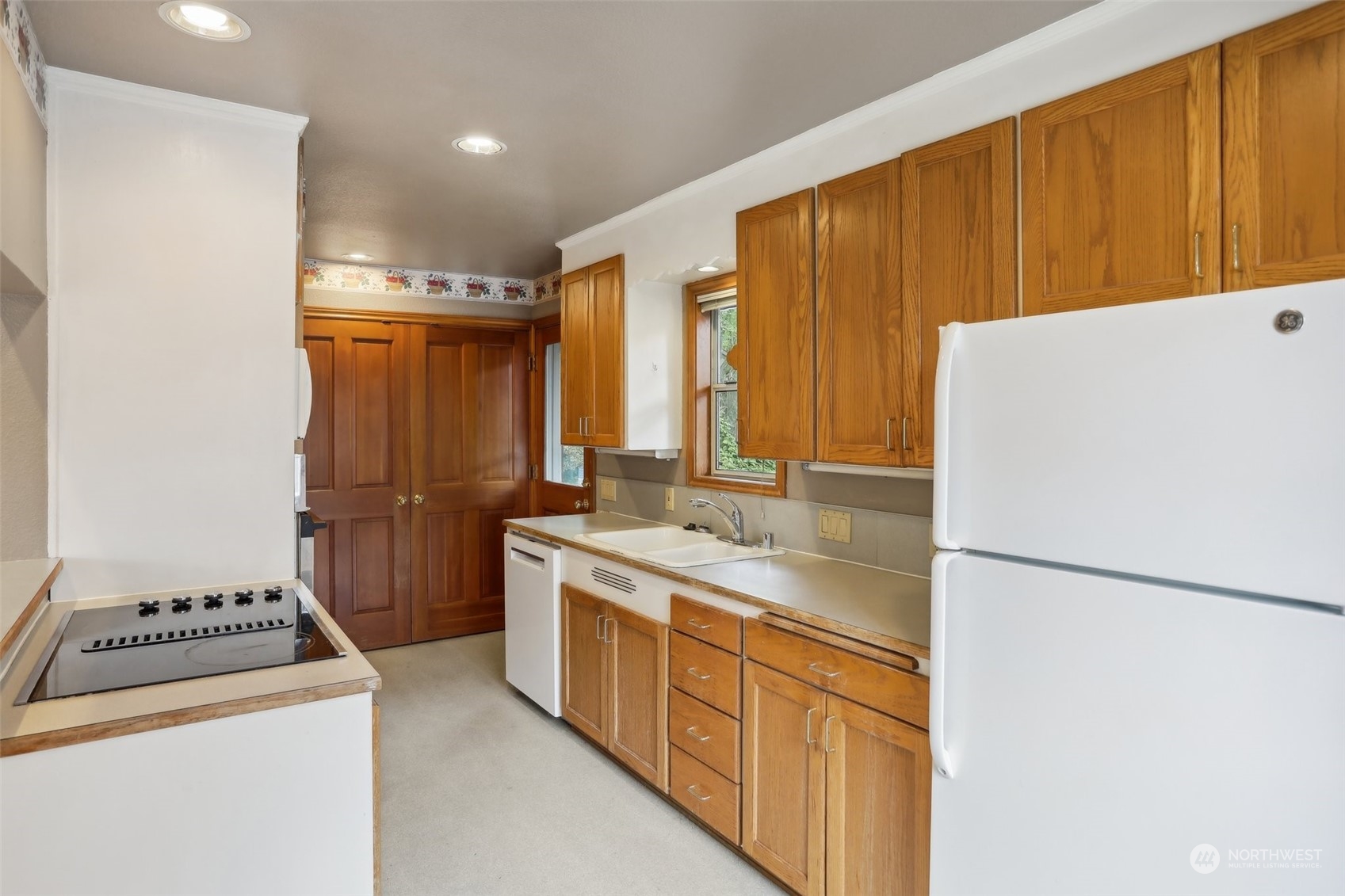 19118 101st Place Northeast Bothell, WA 98011 - Photo 10 of 26 Gallery Image 10