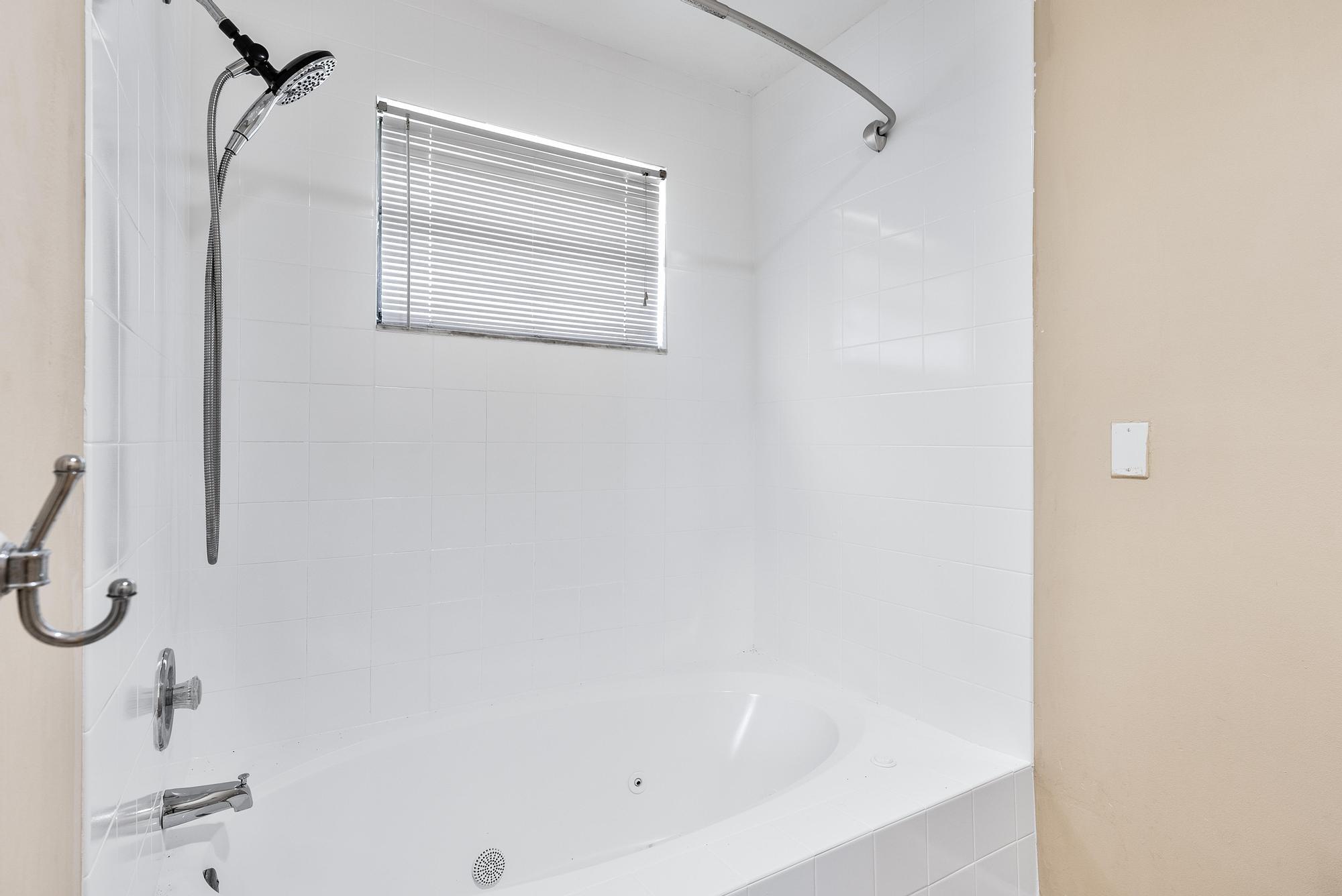 1102 Summerwinds Lane, Unit 1102 Jupiter, FL 33458 - Photo 17 of 26 1102 Summerwinds Ln -3