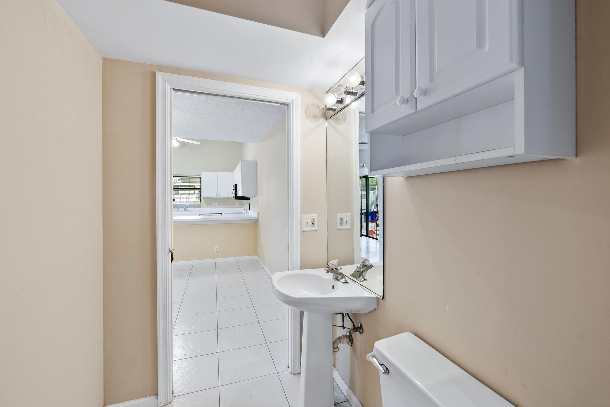 1102 Summerwinds Lane, Unit 1102 Jupiter, FL 33458 - Photo 18 of 26 1102 Summerwinds Ln -7
