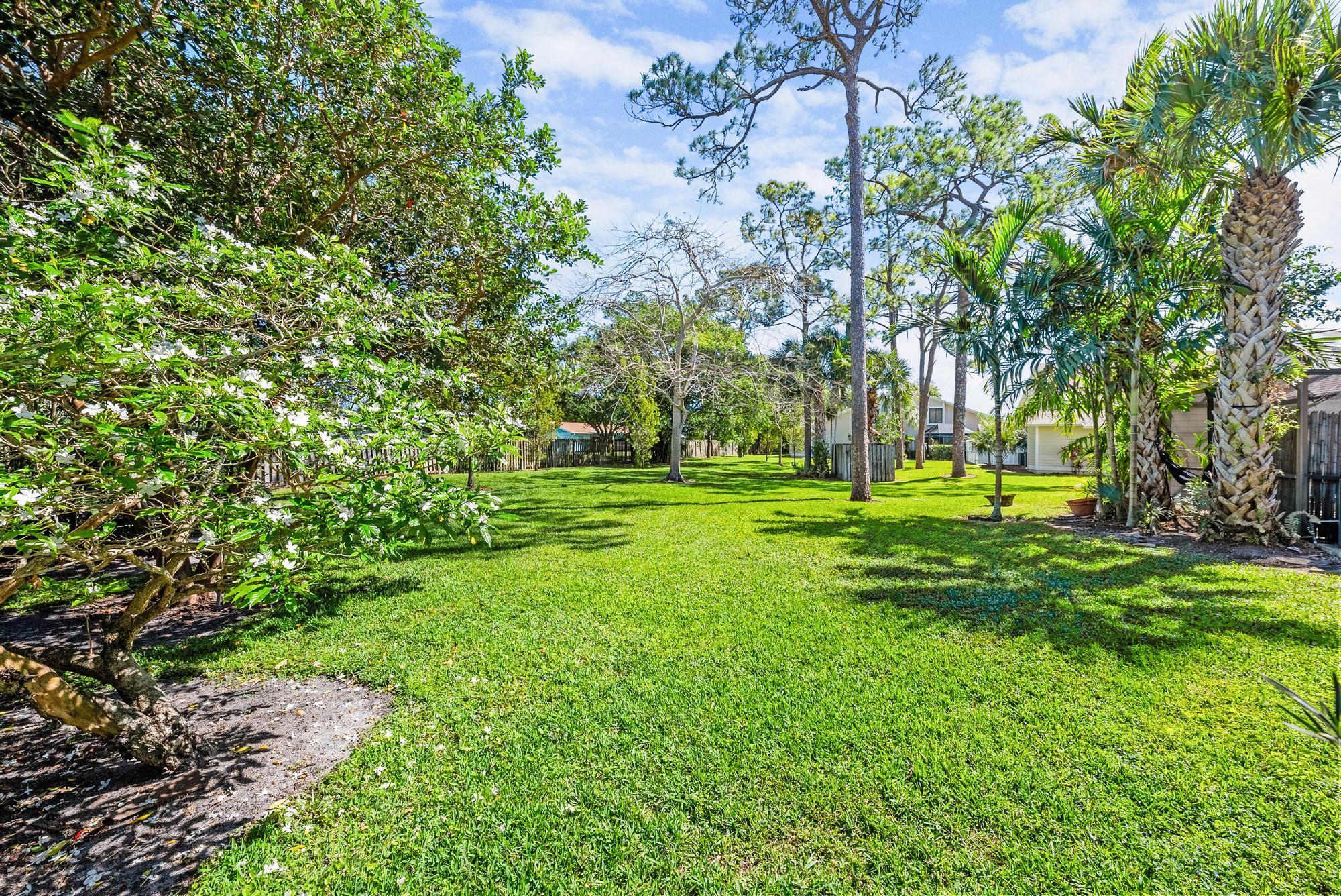 1102 Summerwinds Lane, Unit 1102 Jupiter, FL 33458 - Photo 24 of 26 1102 Summerwinds Ln -20