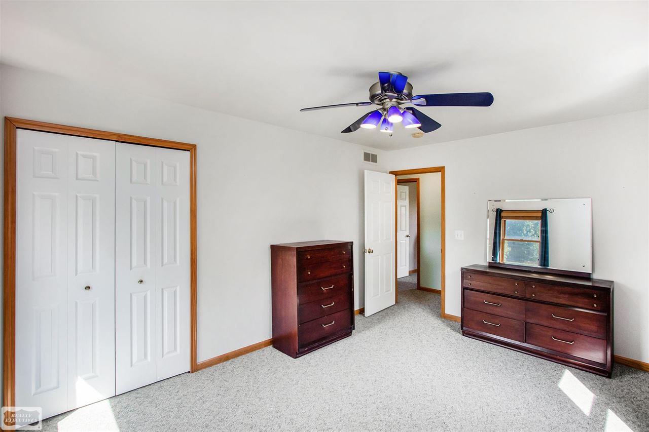 15910 Imlay City Road Capac, MI 48014 - Photo 18 of 25 50054453-17.JPG