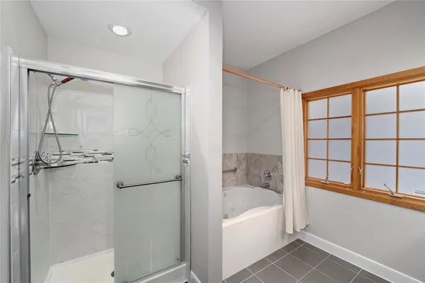 $2,500 | 6303 Lugary Drive, Houston, TX 77036