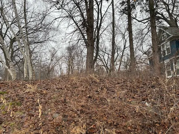 $35,000 | 468 Curtice Street East, St. Paul, MN 55107