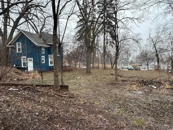 $35,000 | 468 Curtice Street East, St. Paul, MN 55107