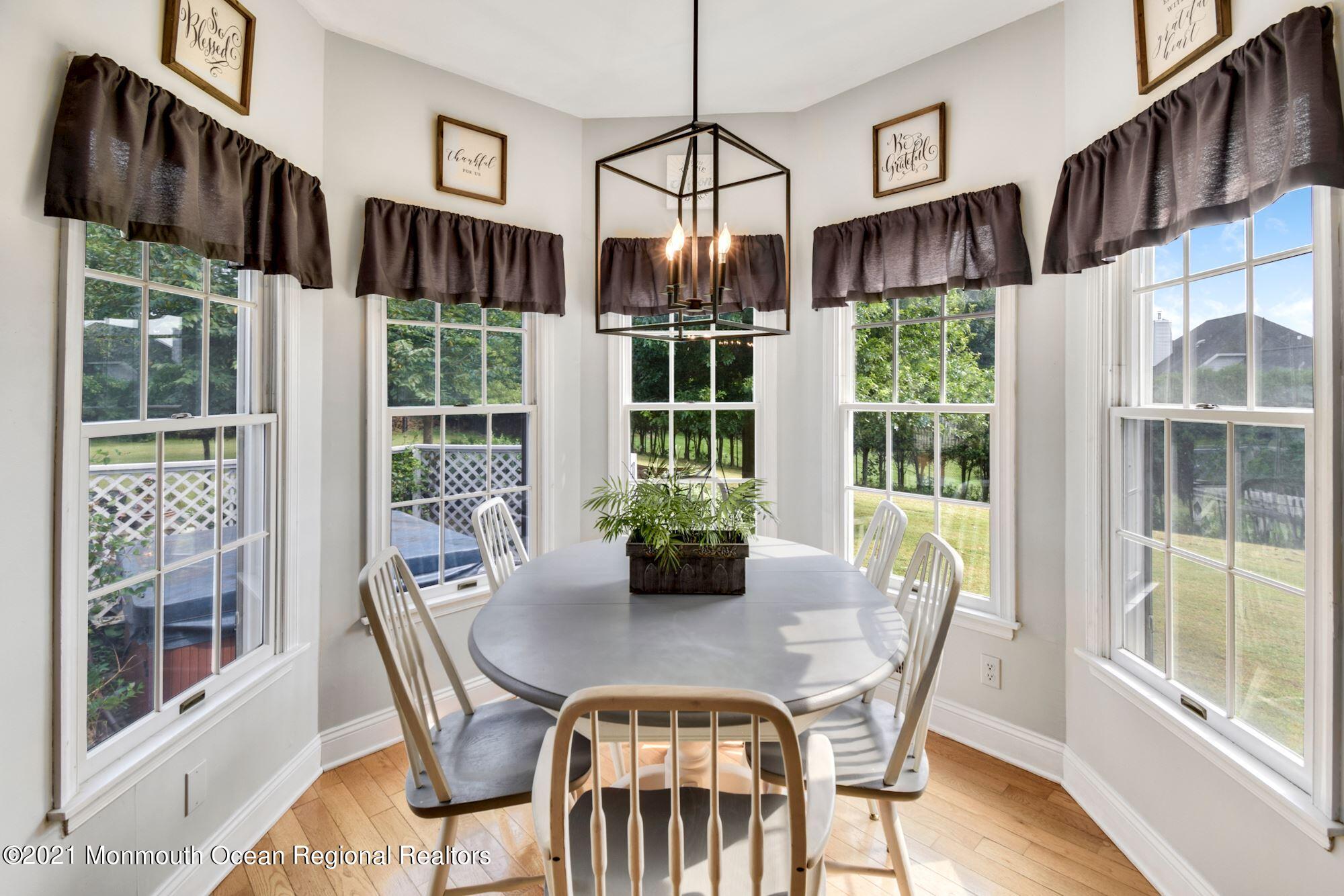 20 Highland Ridge Road Manalapan, NJ 07726 - Photo 17 of 35 Breakfast noon