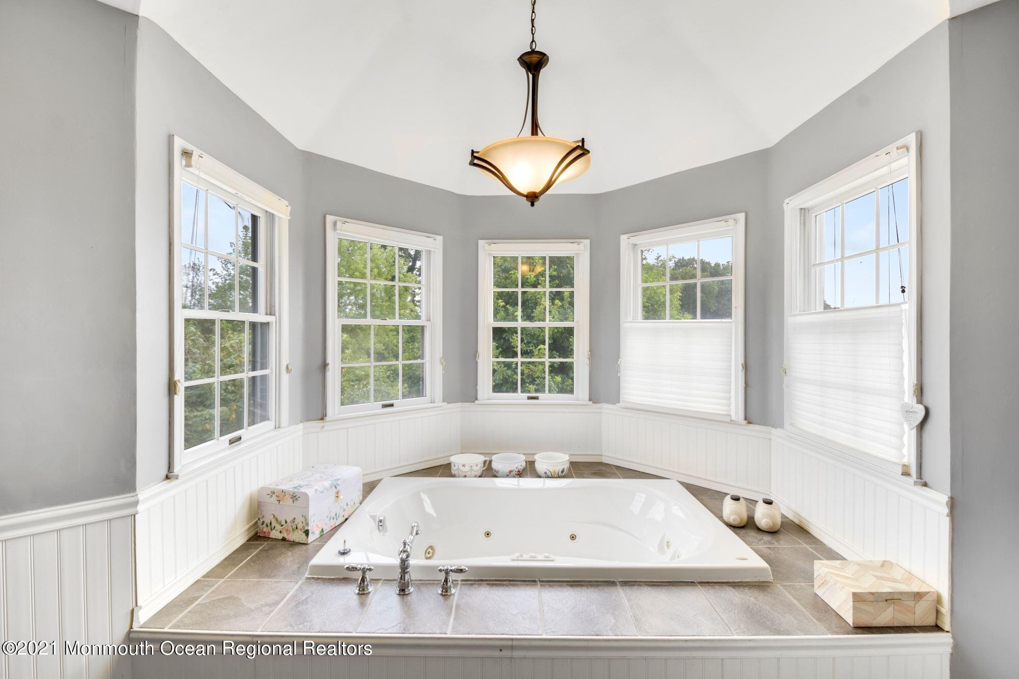 20 Highland Ridge Road Manalapan, NJ 07726 - Photo 23 of 35 Master